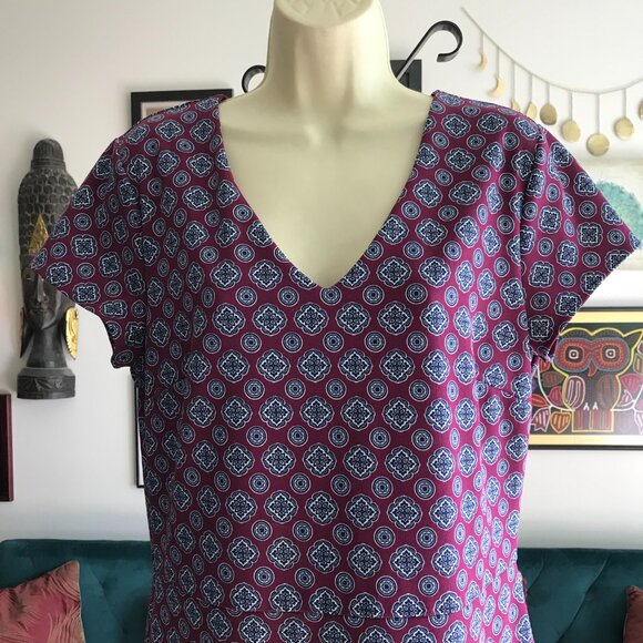 BANANA REPUBLIC size 12 Plum & Blue Medallions Print V-Neck Fit & Flare Dress - Picture 2 of 4